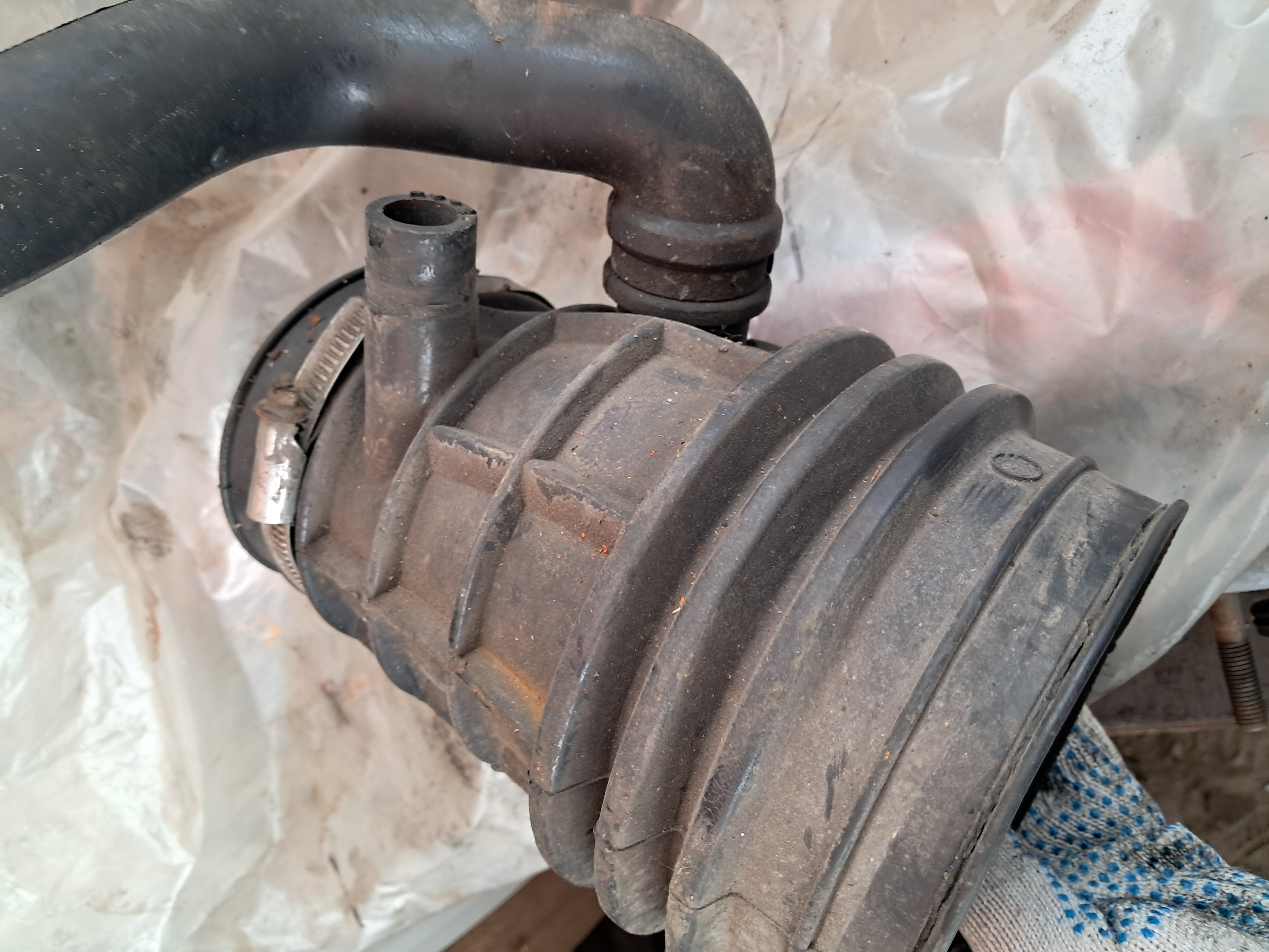 Патрубок турбины man tga воздушный